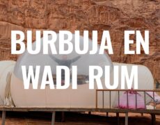 Explora la magia del desierto de Wadi Rum en un inolvidable campamento de turismo en Jordania